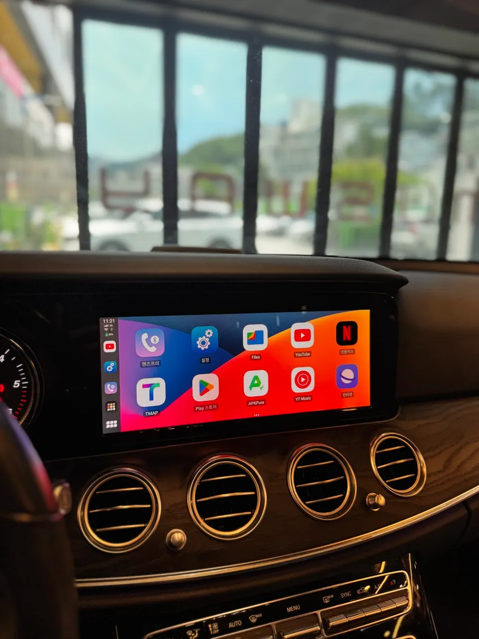 Mercedes-Benz E-Class W213 android head unit - Mercedes-Benz E300 Android Head Unit Upgrade Review photo 3