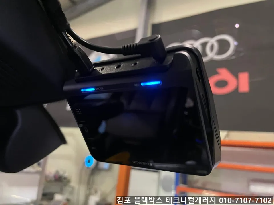 BMW X3 dash cam - BMW X3 Dash Cam Installation Review: iNavi QXD1 Plus photo 7