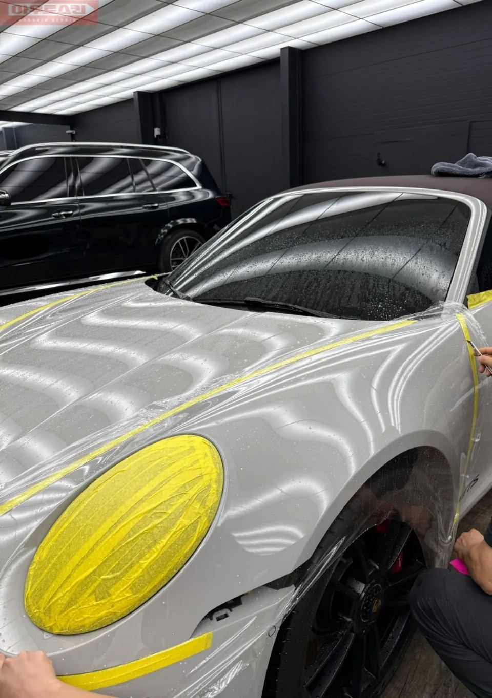 ポルシェ 911のPPF施工事例|韓国での実施工 施工写真 2-2