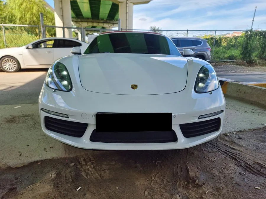 Porsche Boxsterのドライブレコーダー取付事例 写真