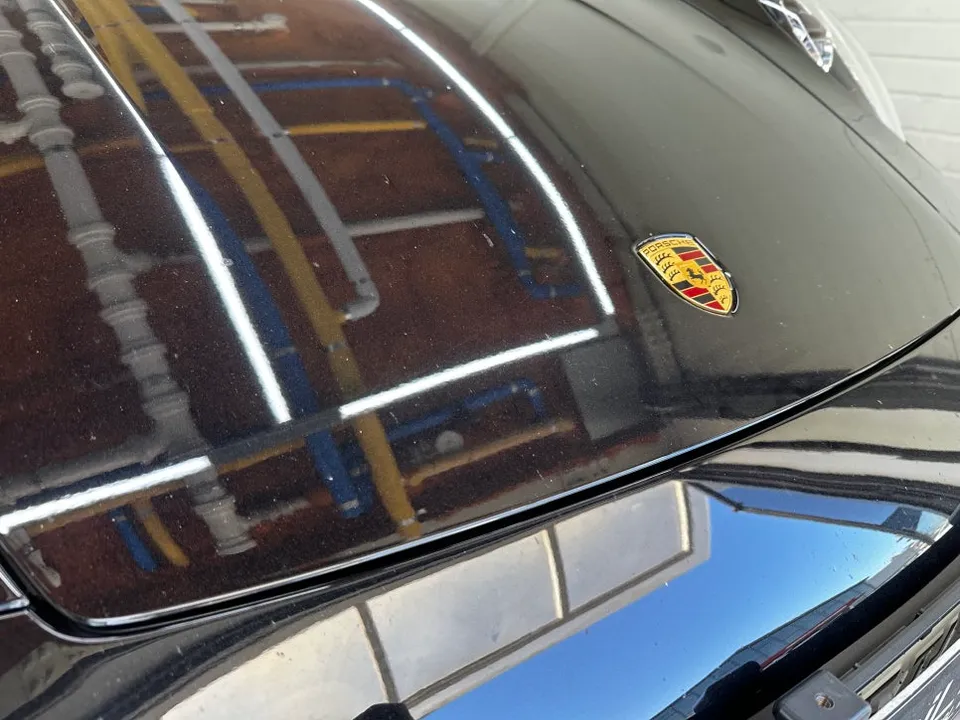Porsche 911のガラスコーティング事例 施工写真 2