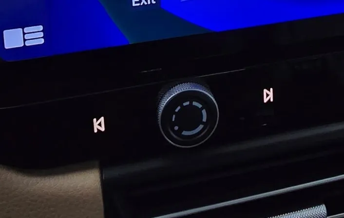 Porsche Macan Android Head Unit Review — Before & After photo 10