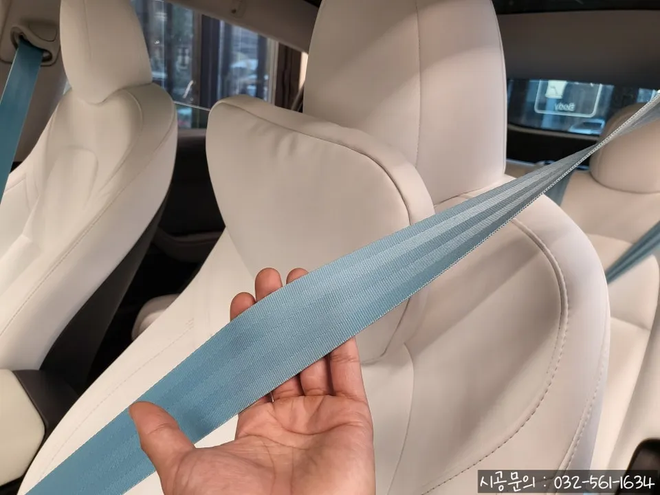 Tesla Model Y interior customization - Tesla Model Y Interior Customization Installation Review — Cost photo 5
