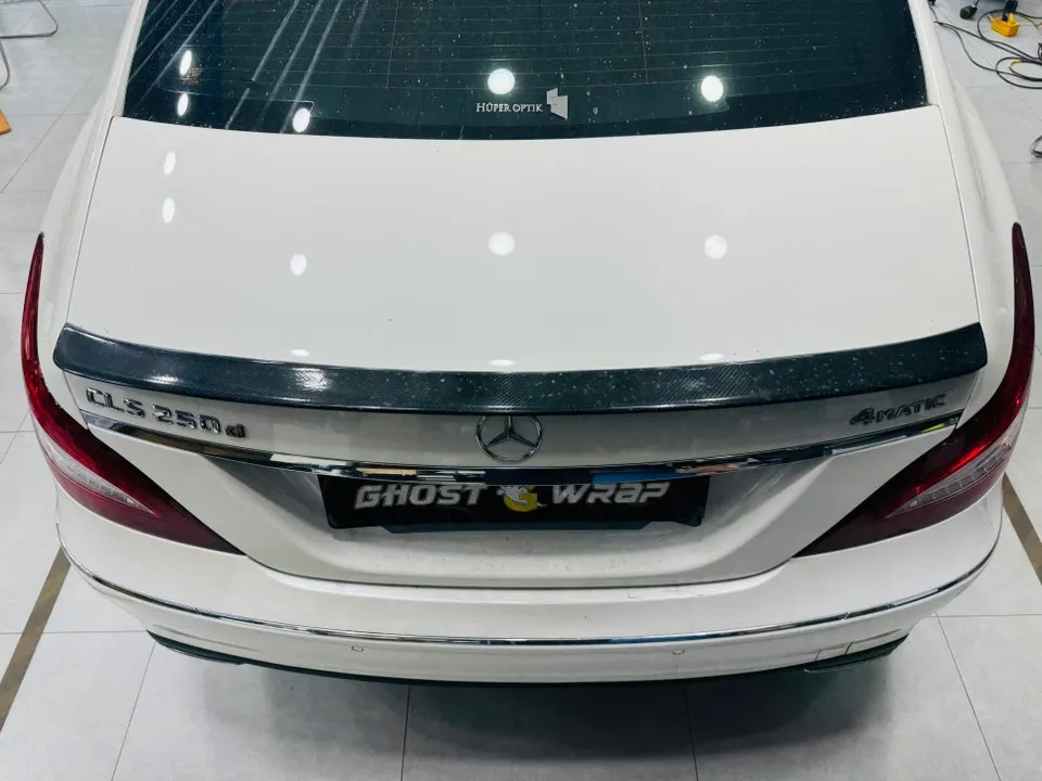 Mercedes-Benz CLSのガラスコーティング事例|費用目安・仕上がり 施工写真 2-1
