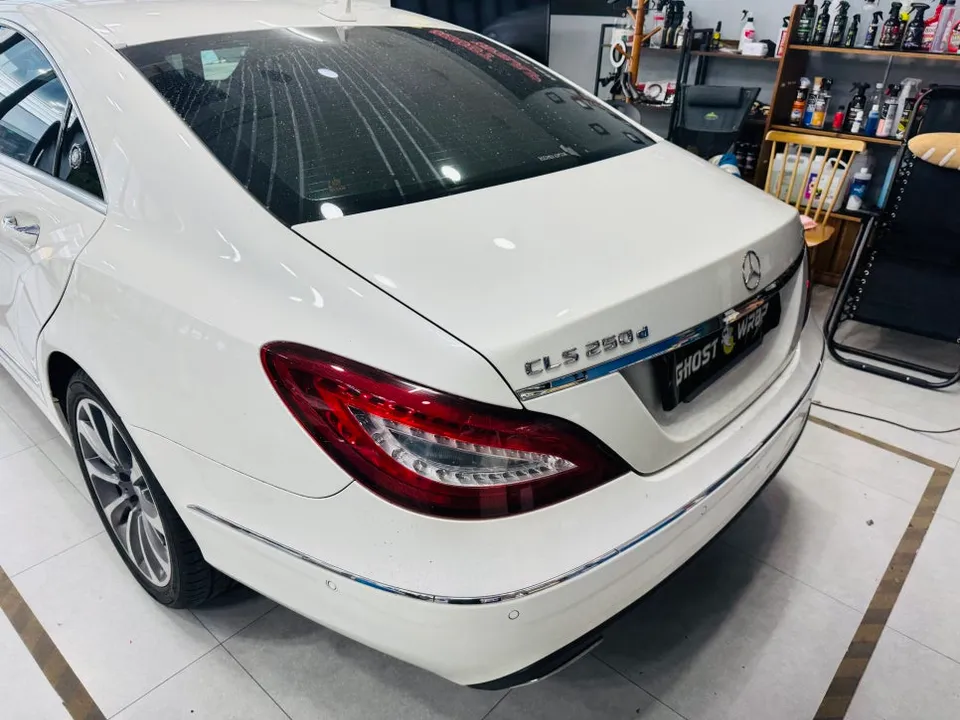Mercedes-Benz CLSのガラスコーティング事例|費用目安・仕上がり 施工写真 2-3