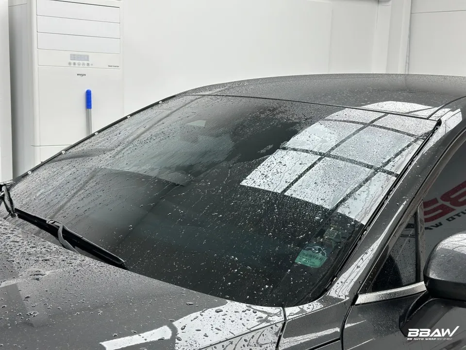 Kia K8のPPF施工事例 施工写真 2-1