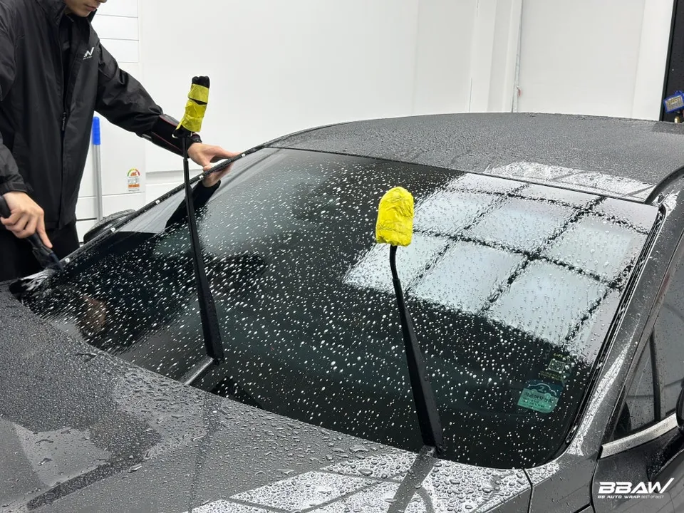 Kia K8のPPF施工事例 施工写真 2-2