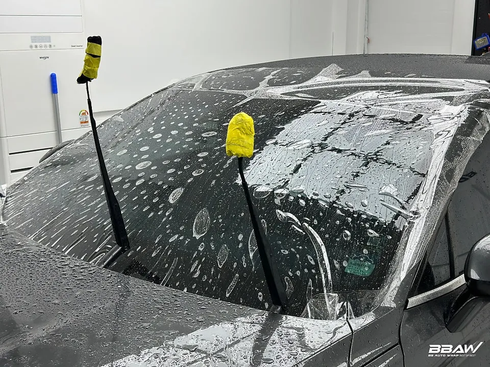 Kia K8のPPF施工事例 施工写真 3-2