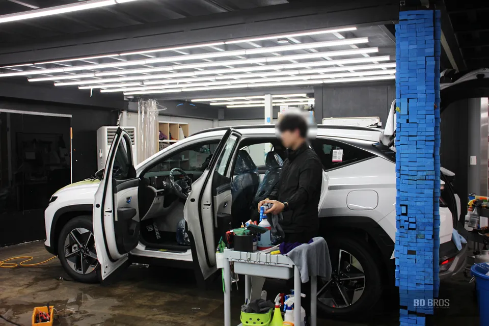 Hyundai Tucsonのカーフィルム施工事例｜費用目安・仕上がり 施工写真 2-1
