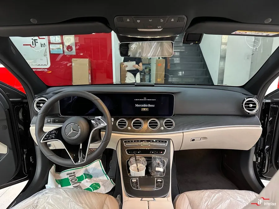 Mercedes-Benz E-Class vinyl wrap - Mercedes-Benz E-Class Vinyl Wrap Review — Enhanced Aesthetics photo 4