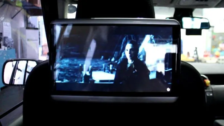 Land Rover Discovery Android Rear Monitor Installation Review photo 1