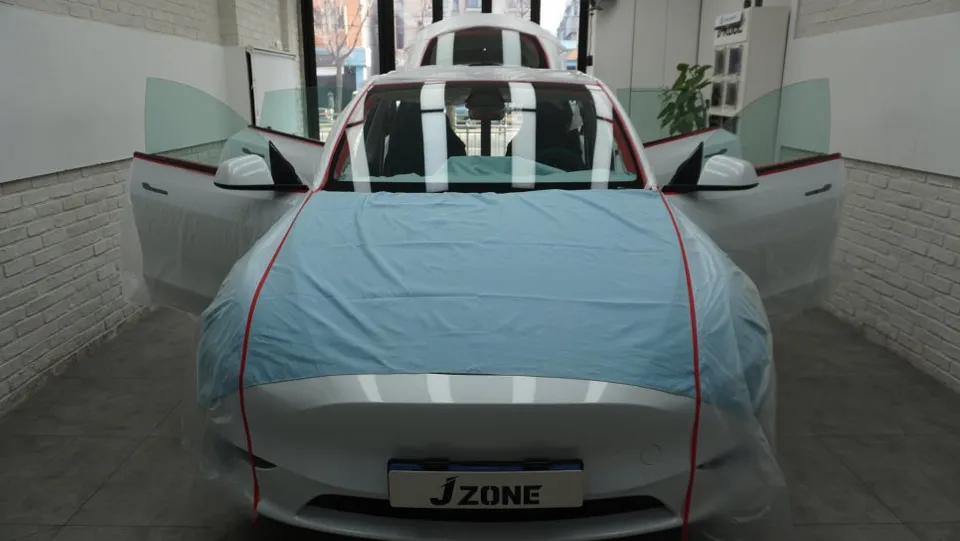 Tesla Model Y PPF施工事例|費用目安と仕上がり 施工写真 1-3