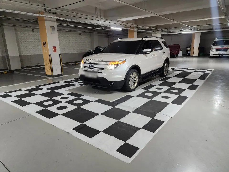 Ford Explorer surround view camera - Ford Explorer 360 Camera Review: Maxpro Cost & Results photo 3
