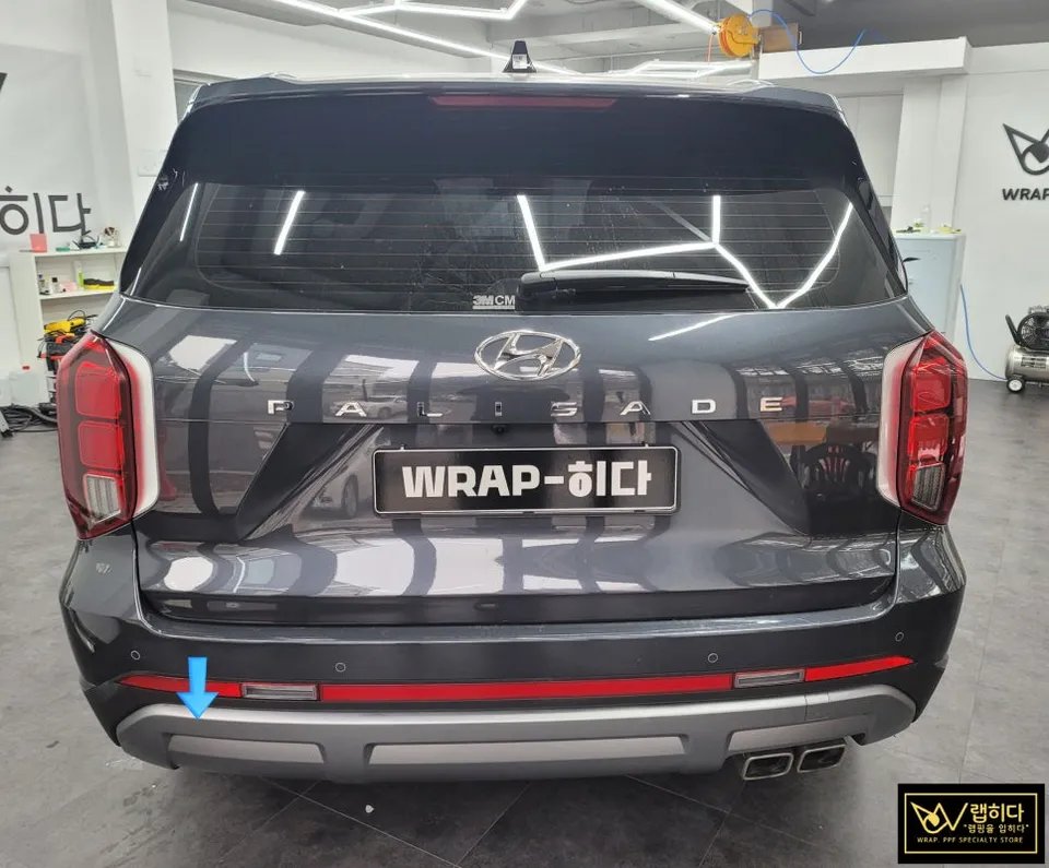 Hyundai Palisade vinyl wrap - Hyundai Palisade Vinyl Wrap Review: Chrome Delete for a Sleek Loo photo 3