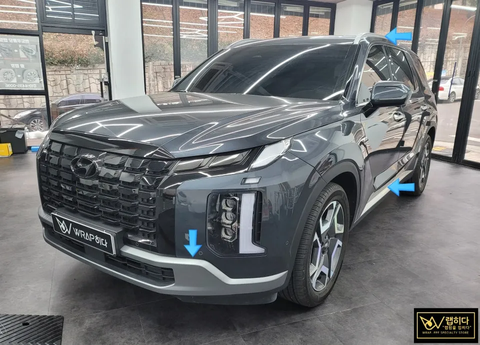 Hyundai Palisade vinyl wrap - Hyundai Palisade Vinyl Wrap Review: Chrome Delete for a Sleek Loo photo 5