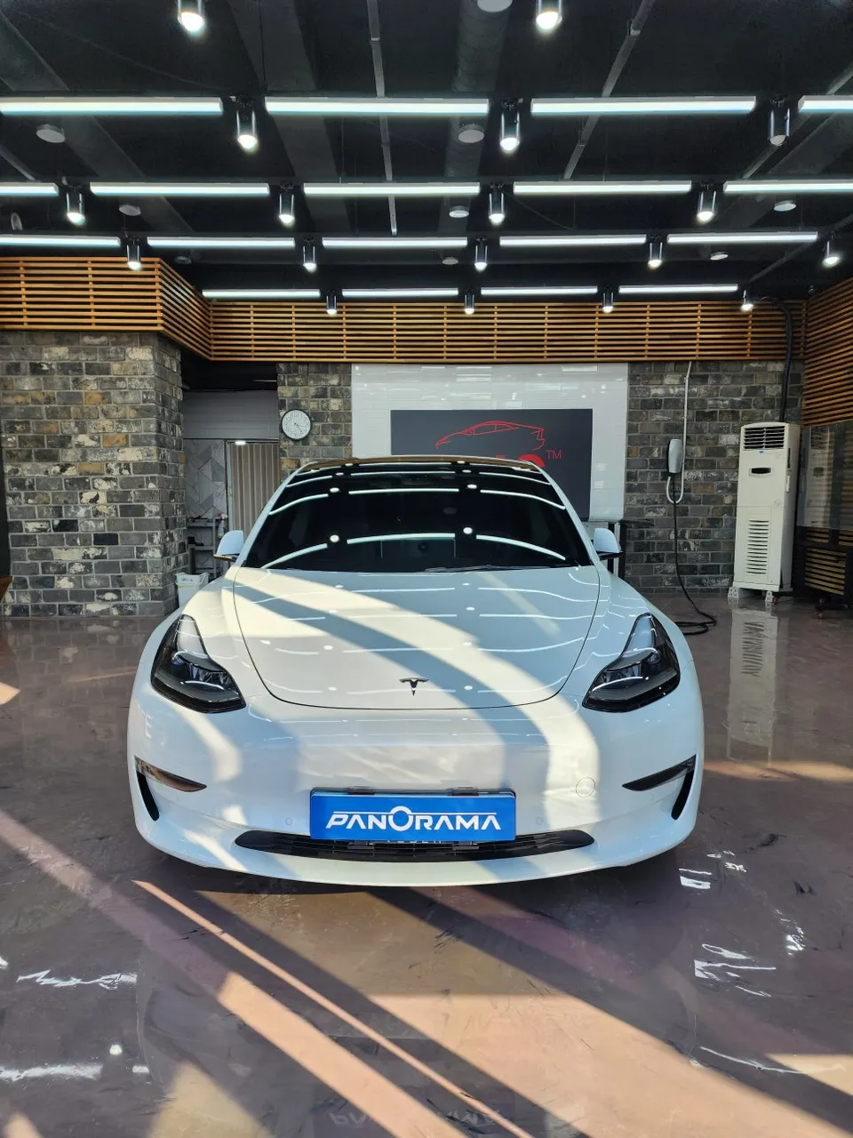 Tesla Model 3 PPF施工事例|費用目安と仕上がり 施工写真 1-2