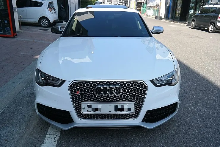 Audi A5 LED Upgrade Review — Enhanced Aesthetics
