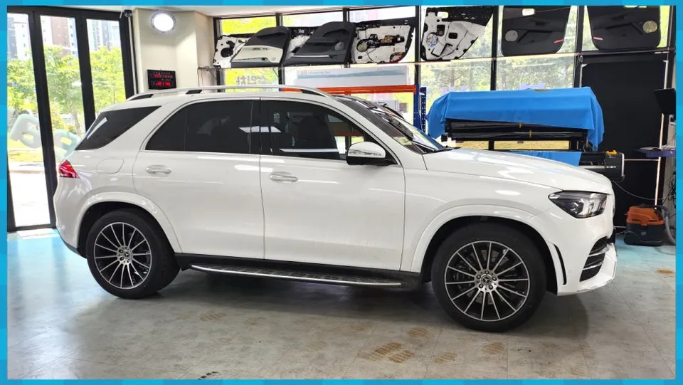 Mercedes-Benz GLE body kit - Mercedes-Benz GLE Body Kit Installation Review photo 3