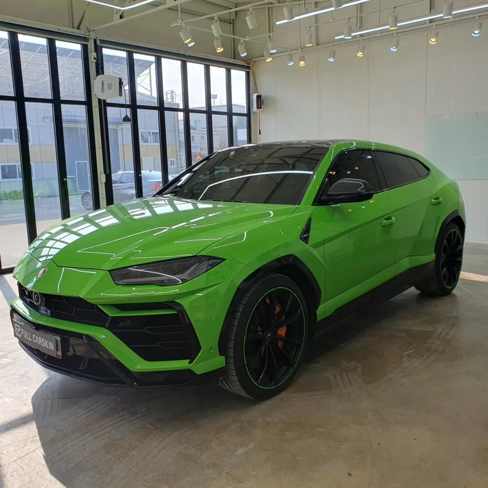 Lamborghini Urusのガラスコーティング事例｜韓国での施工 施工写真 2-1