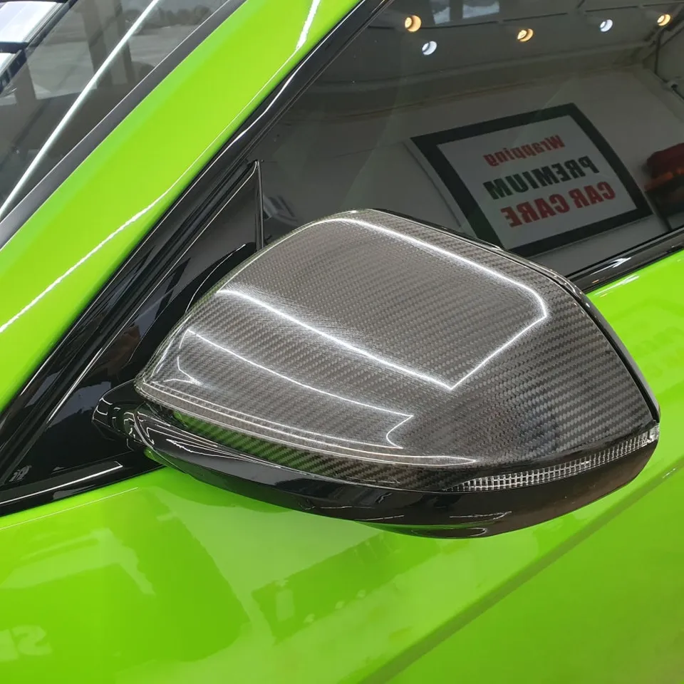 Lamborghini Urusのガラスコーティング事例｜韓国での施工 施工写真 1-3