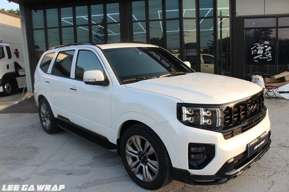 Kia Mohave The Masterのカーラッピング事例|費用目安・仕上がり 施工写真 3-3