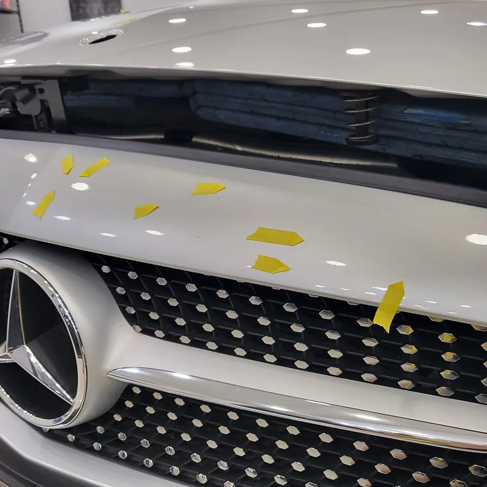 Mercedes-Benz Cクラス カブリオレのカーラッピング事例 施工写真 3-2