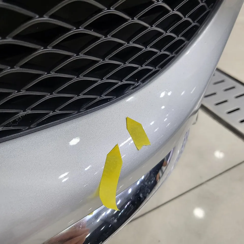 Mercedes-Benz Cクラス カブリオレのカーラッピング事例 施工写真 1-3