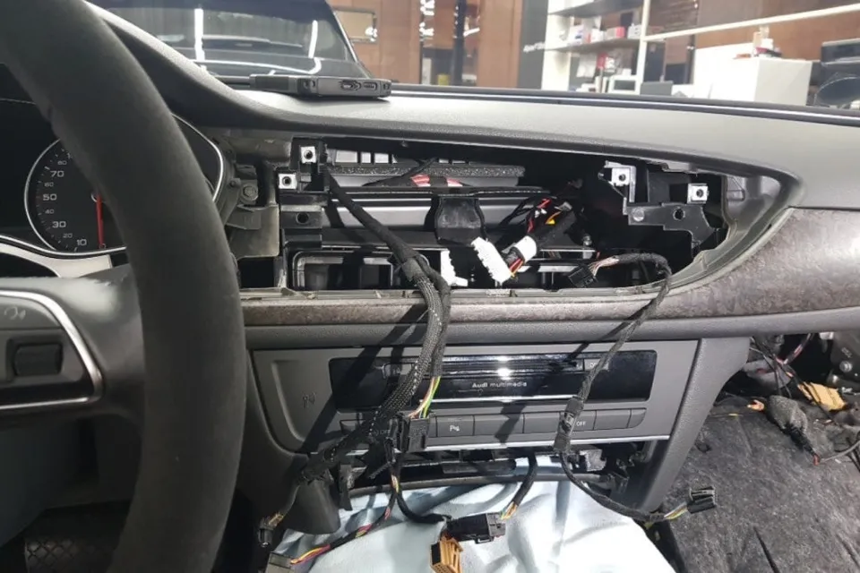 Audi A6 C7 android head unit - 2018 Audi A6 C7 Android Head Unit Install — 14.9" Wide Screen Review photo 4