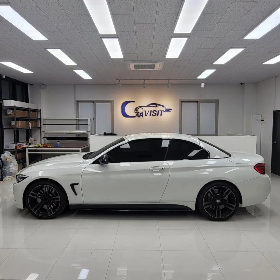 BMW 4 Series Convertible vinyl wrap - BMW 4 Series Convertible Vinyl Wrap Review: Satin Black Finish photo 3