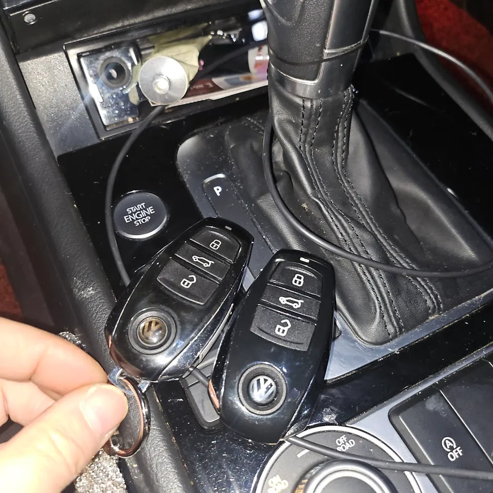 Volkswagen Touareg oem options - Volkswagen Touareg OEM Options Review — Factory Upgrade Cost photo 3
