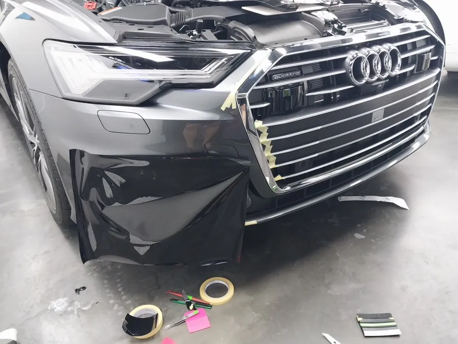 Audi A6のカーラッピング事例｜クローム除去で洗練された印象に 施工写真 3-3