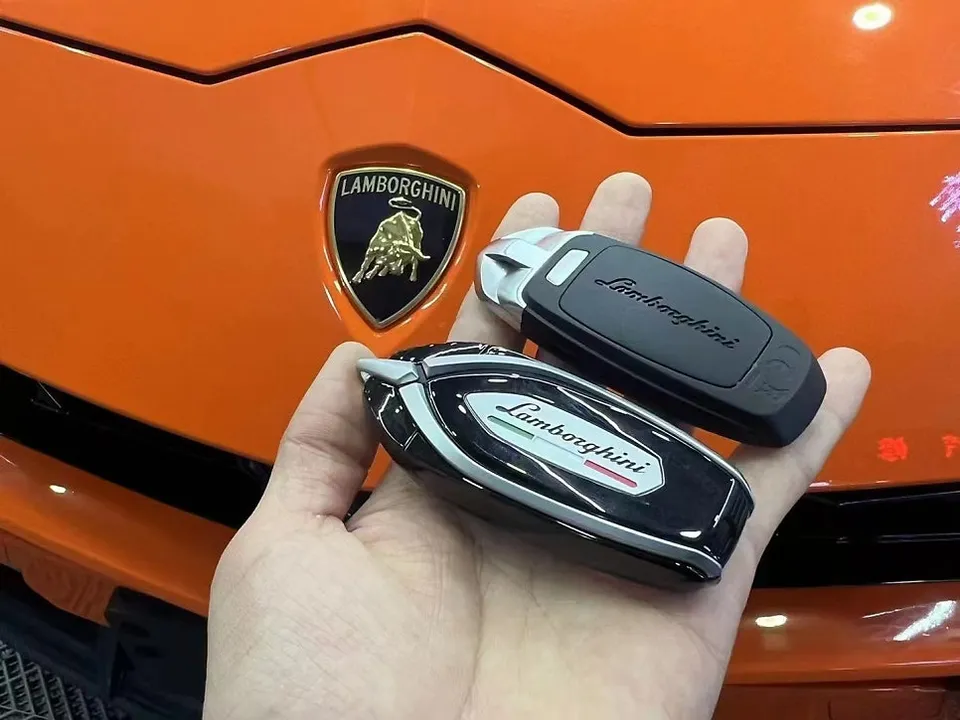 Lamborghini Urus oem options - Lamborghini Urus OEM Options Retrofit Review photo 3