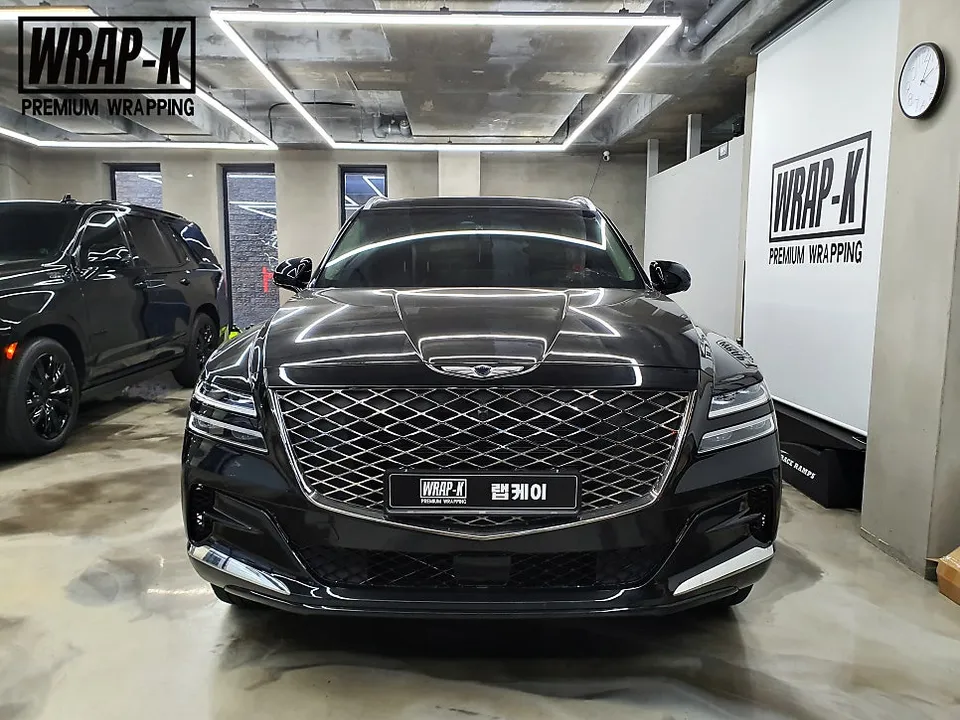 Genesis GV80 vinyl wrap - Genesis GV80 Vinyl Wrap Review: Perfect Black Edition photo 4
