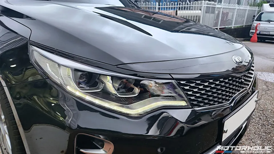 Kia K5 2nd Genのカーラッピング事例 施工写真 4