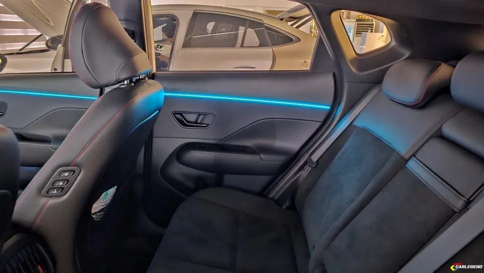 Hyundai Kona ambient lighting - Hyundai Kona Ambient Lighting Installation - Clean Interior Illum photo 7