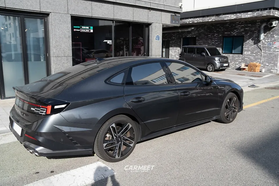 Hyundai Sonata DN8のカーラッピング事例｜費用目安・仕上がり 施工写真 1-1