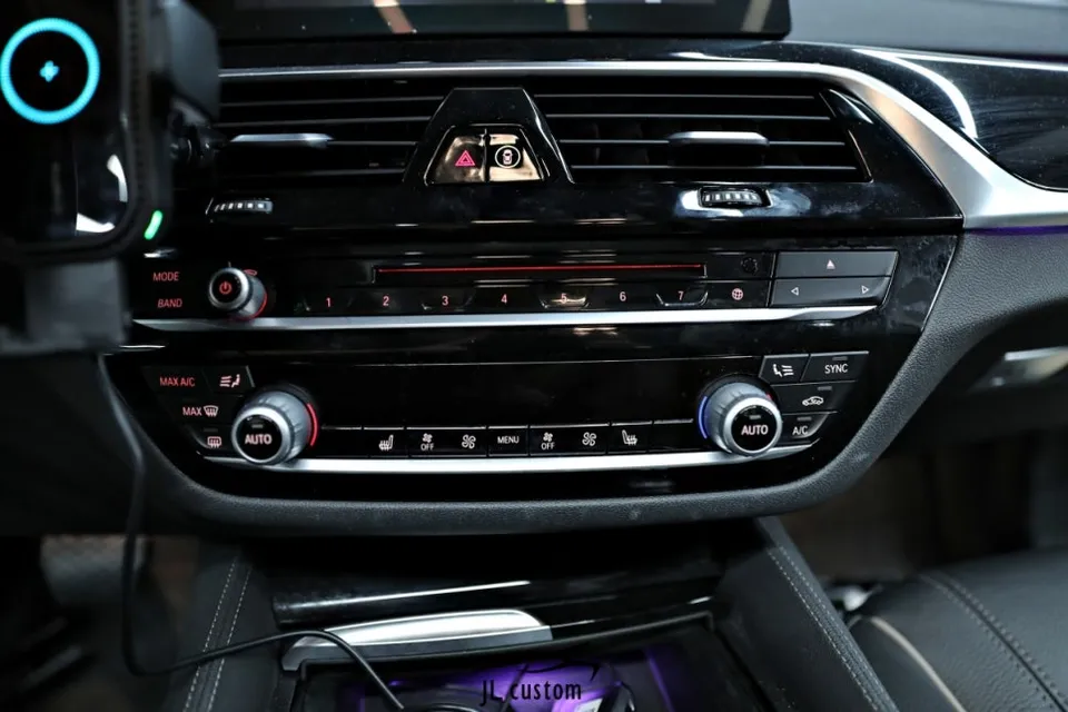 BMW 5 Series seat ventilation - BMW 5 Series Ventilated Seats Review — Cost & Results photo 5