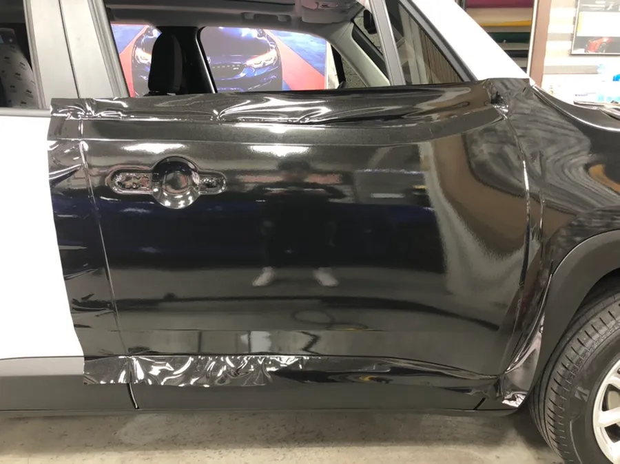 Jeep Renegadeのカーラッピング事例 施工写真 6