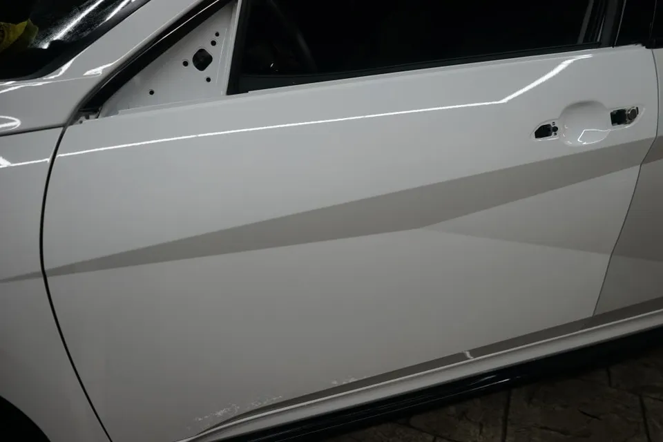 Hyundai Elantra Nのカーラッピング事例｜事故復旧と色合わせ 施工写真 2-3