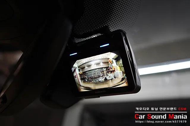 ポルシェ カイエンのドラレコ取付事例|費用目安・仕上がり 施工写真 2-3