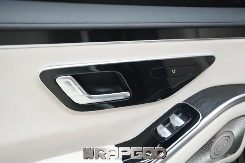 Mercedes-Benz S-ClassのPPF施工事例|内装ハイグロシ保護 施工写真 1-3