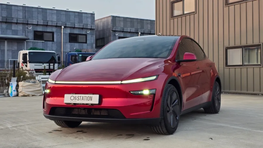 Tesla Model Yのカーフィルム施工事例｜費用目安・仕上がり 施工写真 1-2