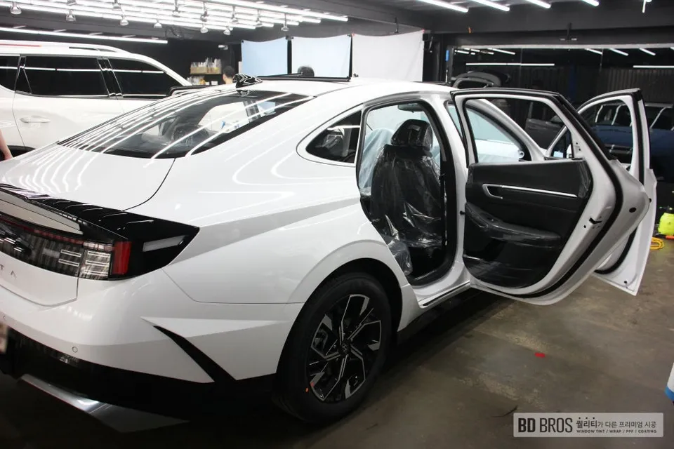 Hyundai Sonataのカーフィルム施工事例｜費用目安・仕上がり 施工写真 2-2