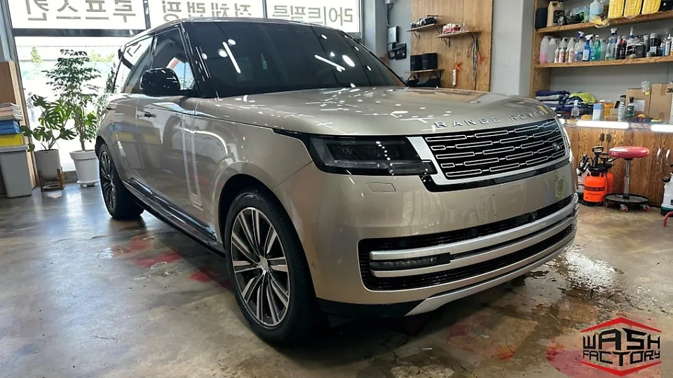 レンジローバーのPPF施工事例｜STEK C-CLEAR 施工写真 3-1
