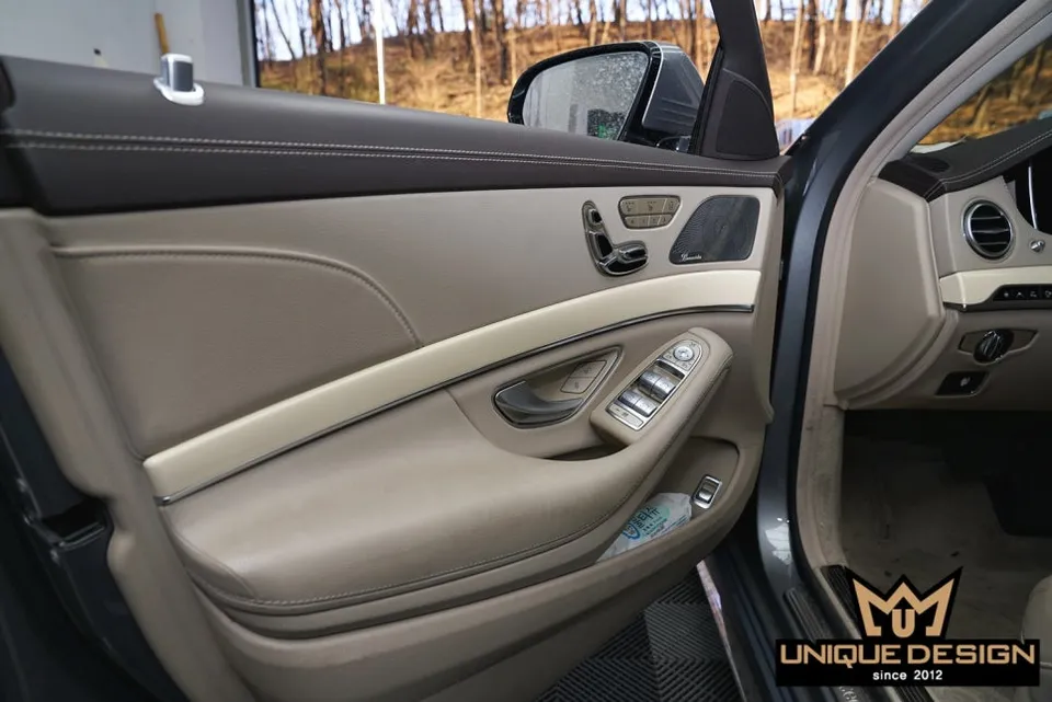 Mercedes-Benz S-Class W222のカーラッピング事例 施工写真 3-2