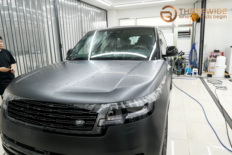 Land Rover VogueのPPF施工事例｜無光PPFで高級感を維持 施工写真 3-3