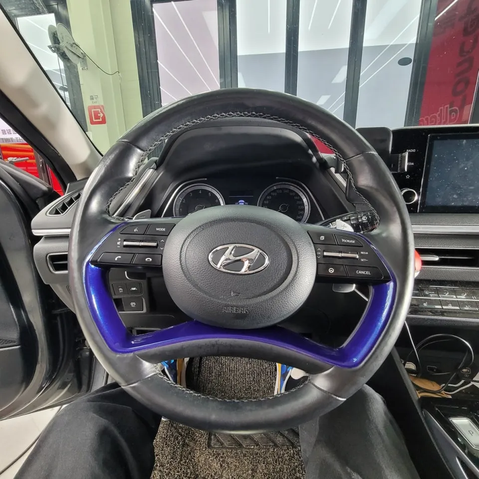 Hyundai Sonata DN8のカーラッピング事例 施工写真 2-2