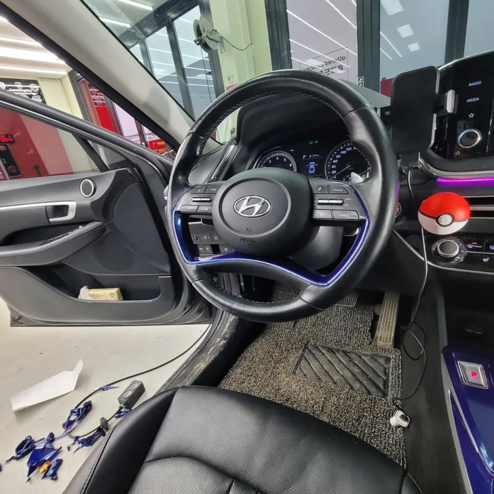 Hyundai Sonata DN8のカーラッピング事例 施工写真 3-2