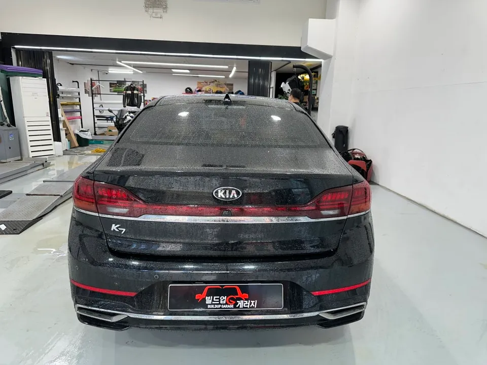 Kia K7 Premierのカーフィルム施工事例|費用目安・仕上がり 施工写真 3-1