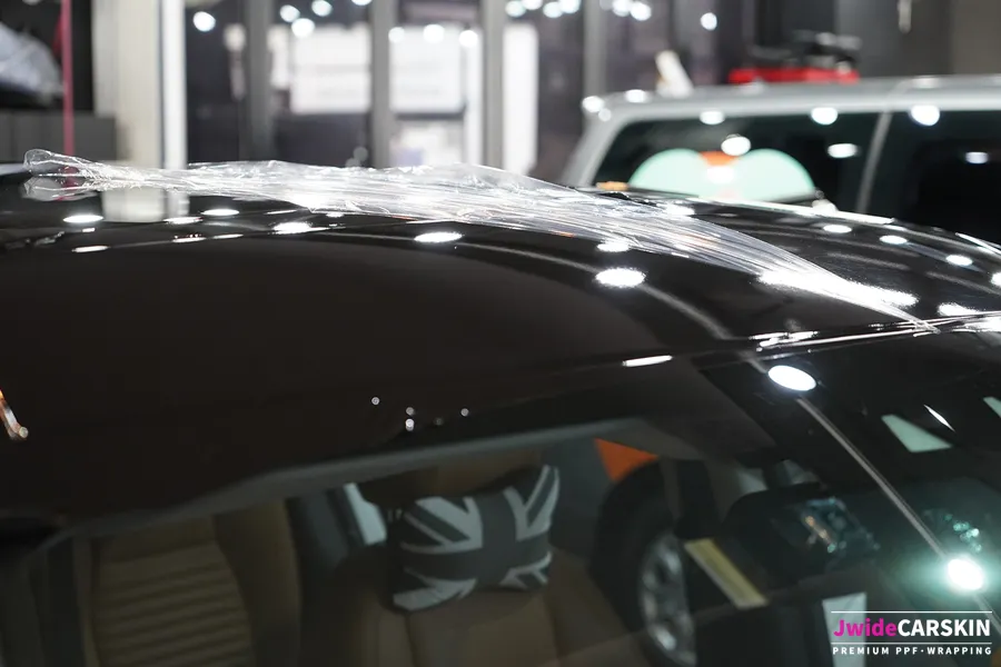 Land Rover Range Rover Sport vinyl wrap - Land Rover Range Rover Sport Vinyl Wrap Review: Cost & Results photo 5